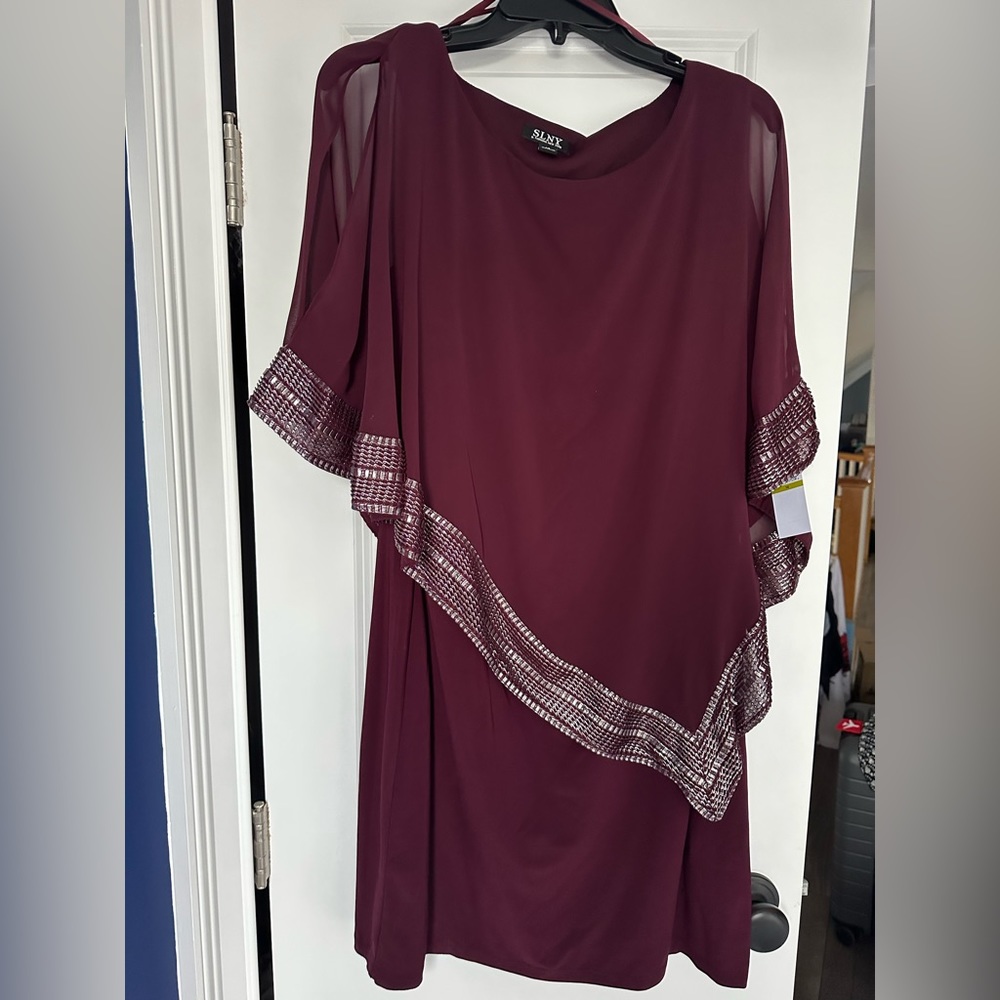 Beautiful burgundy SLNY dressy dress. Nwt